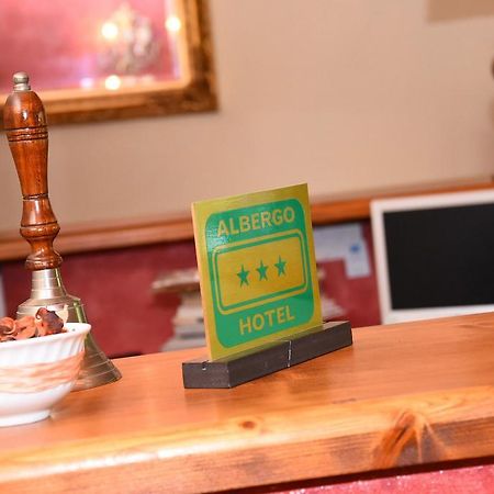 Albergo Dimora Storica Antica Hostelleria Crema Exteriér fotografie