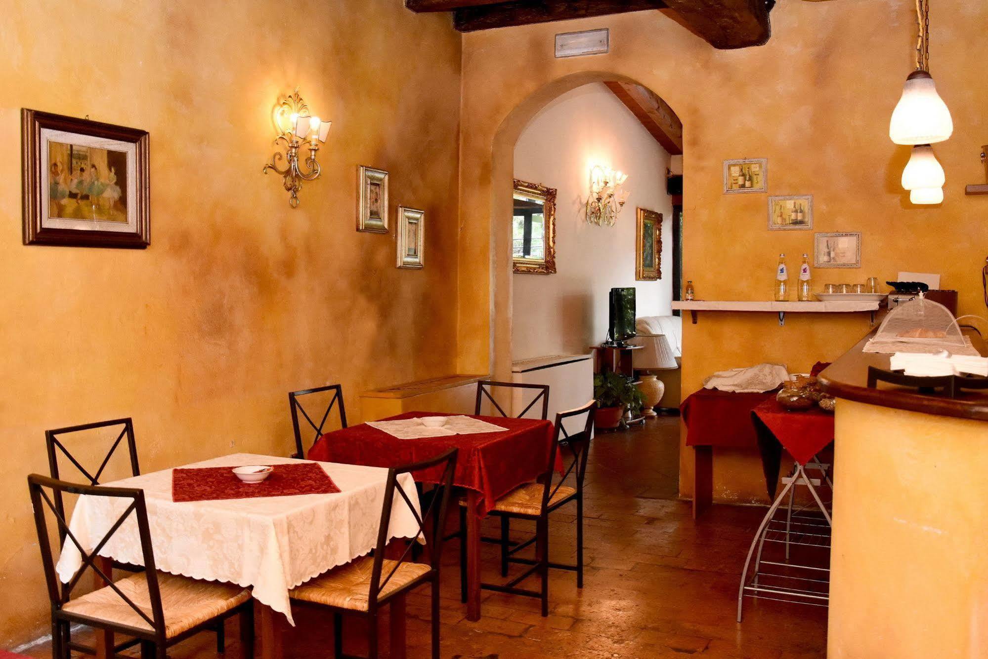 Albergo Dimora Storica Antica Hostelleria Crema Exteriér fotografie